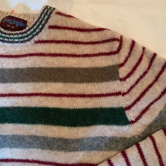 Lifestyle wool striped sweater in size M - Picture 2 of 4